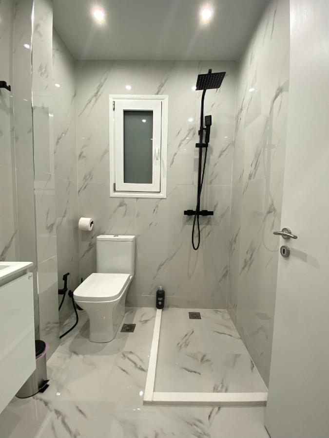 Luxury 1 Bedroom Flat Атина Екстериор снимка